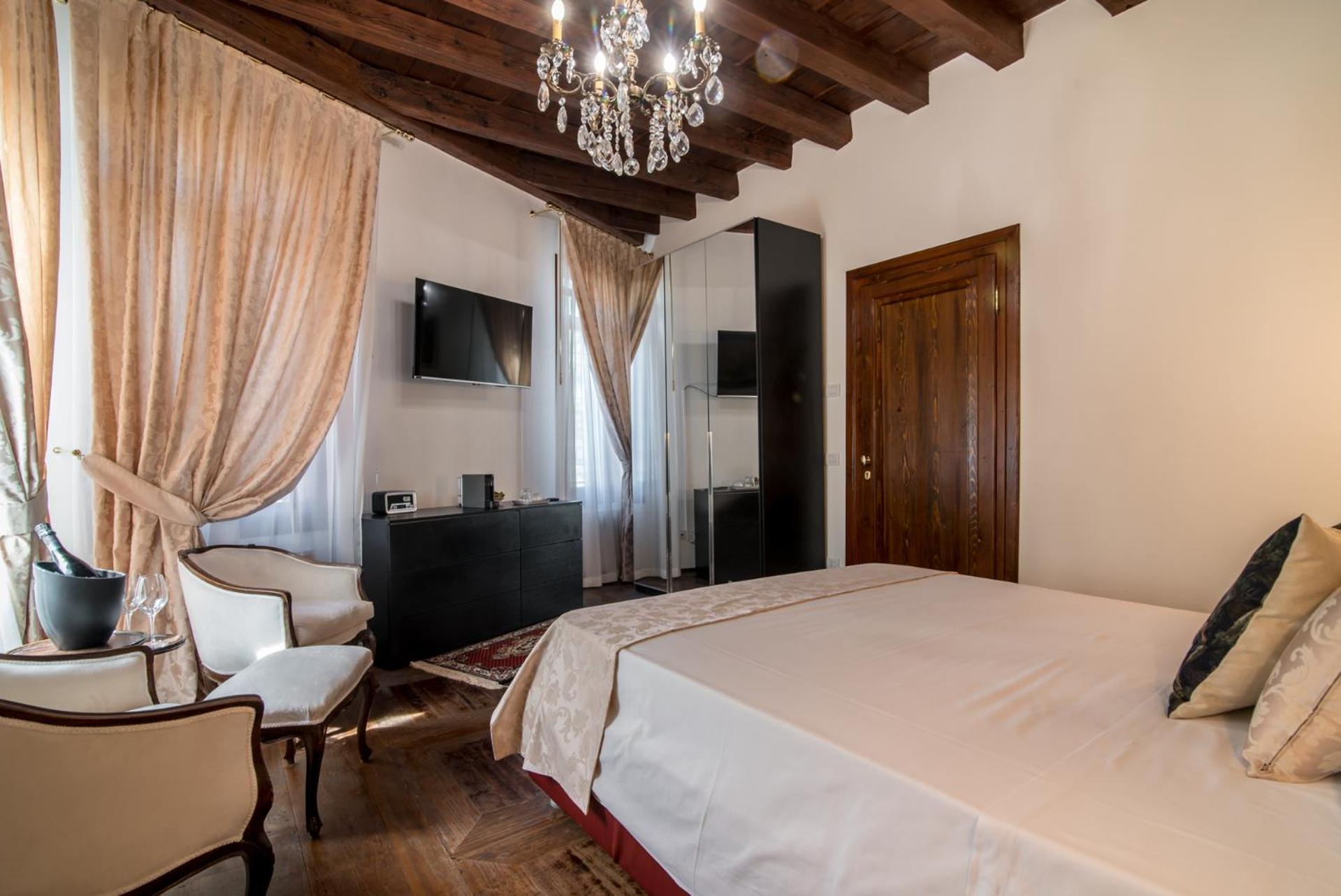 Casa Locatelli - Deluxe&suite * Padova
